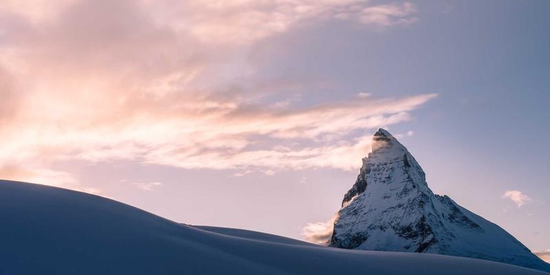 超越加密资产：区块链技术如何重塑企业级软件开发的安全范式——以必泰科技解决方案为例